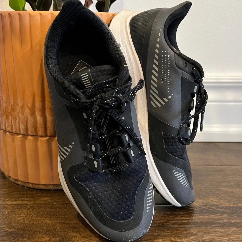 Nike Air Zoom Pegasus Running Shoes - Picture 4 of 6